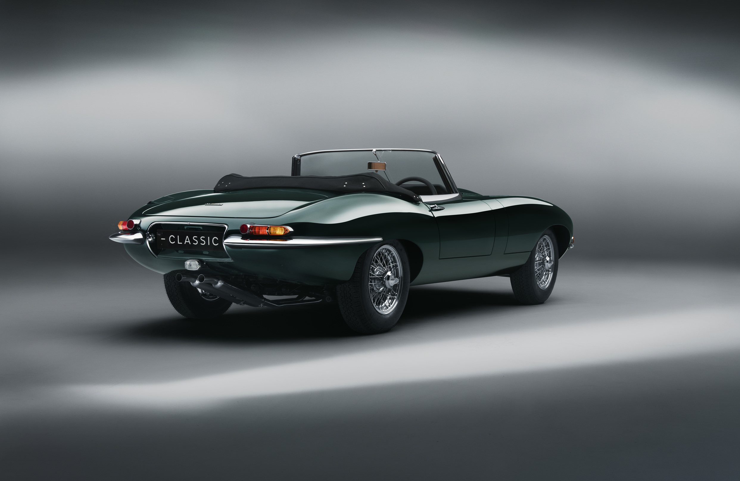 1312_HPin_SC_JagEtype_13_Rear34_v4a_Green